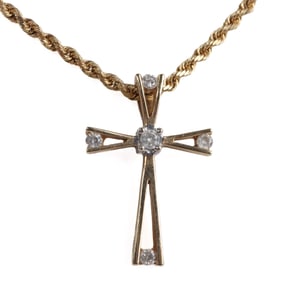 DIAMOND CROSS PENDANT YELLOW GOLD ROPE NECKLACE