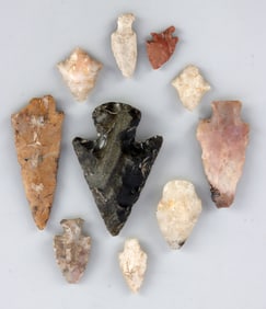 COLLECTED LITHIC ARROWHEAD POINT LOT OF 10