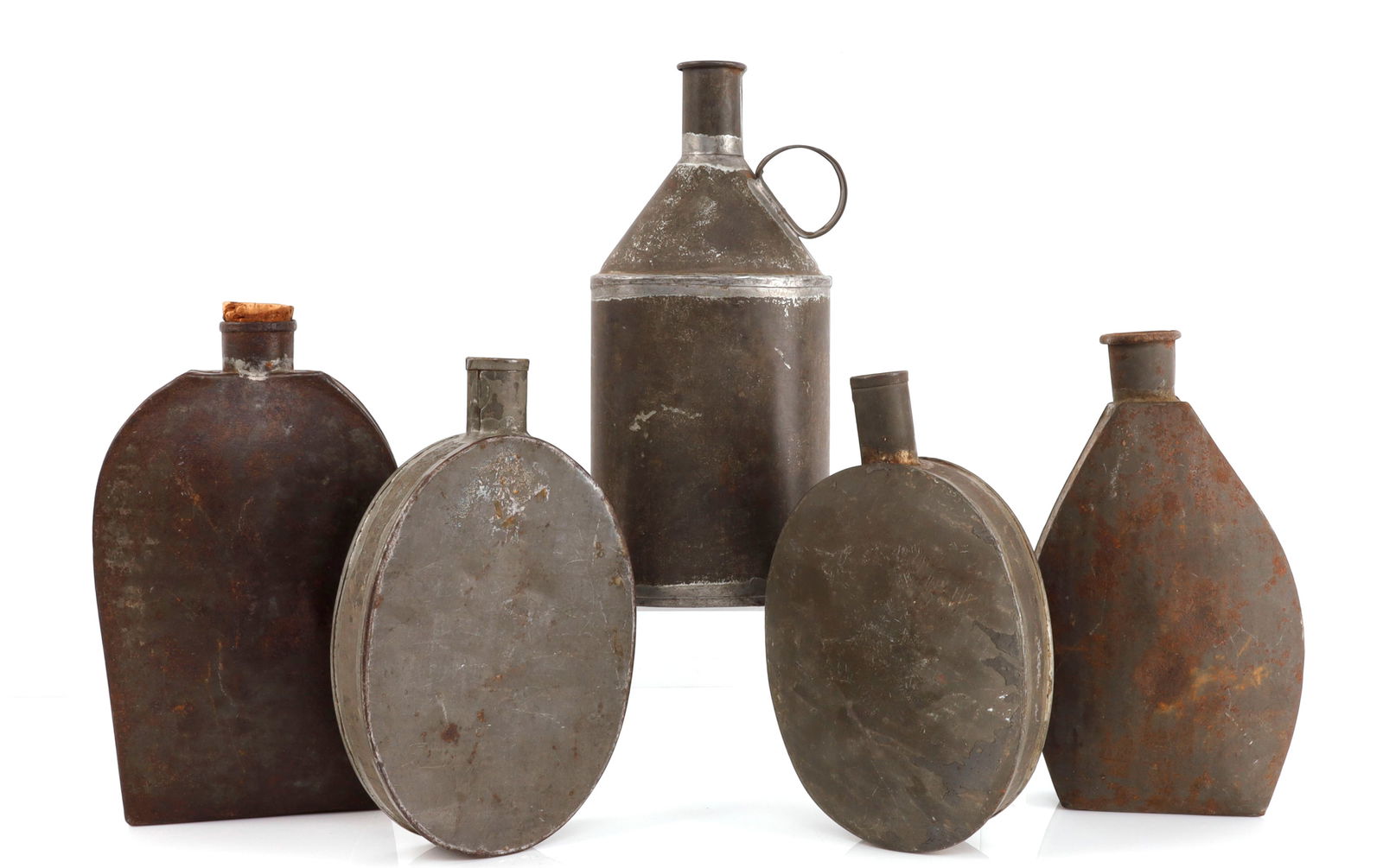 5 MILITIA WHISKEY WATER POWDER FLASK CANTEEN LOT: Measuring 6 to 8 inches, all unmarked, only 1 has stopper. Civil War and Militia pieces.