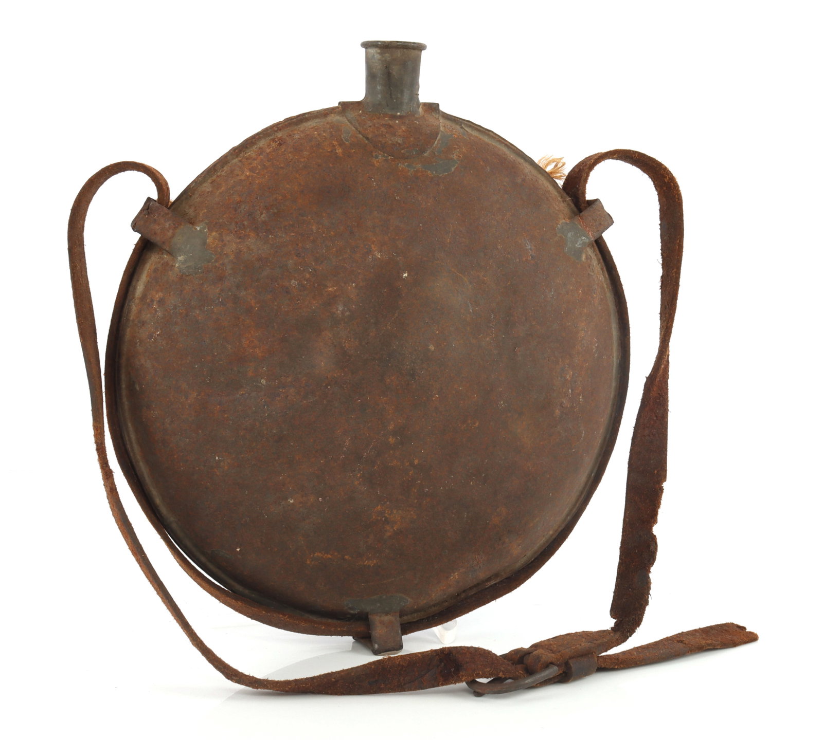 INDIANAPOLIS STYLE RIM CIVIL WAR CANTEEN: Has tag attached by original collector dealer. "Found Hanging in Barn in Chambersburg, Pa., Probably Battlefield Recovery". Good original condition, has strap but no stopper.