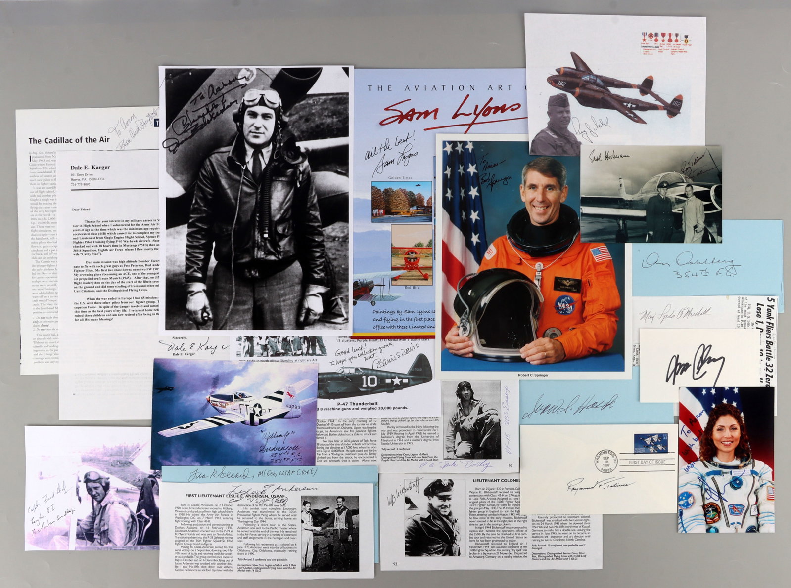 25 PILOT AUTOGRAPHS SIGNED CARDS LOT OF 25: Twenty-five signatures from American pilots and astronauts. Very good, original condition.