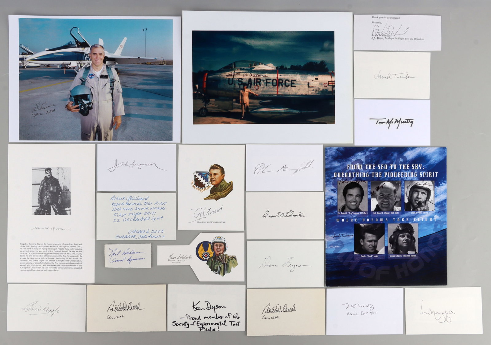 25 TEST PILOT AUTOGRAPHS SIGNED CARDS LOT OF 25: Twenty-five signatures from American test pilots. Includes Bob Crippen, Pete Everest, Tom Morganfelo, Ken Dyson, Dobert Gilliland, Dave Ferguson, Brian Wygle, and others. Very good, original condition