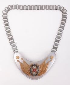 WWII GERMAN SCHLAGETER GORGET JUNKER BERLIN