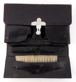 WWII GERMAN DESERT AFRIKA KORPS TOILETRY SET