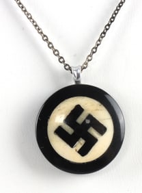 WWII GERMAN THIRD REICH EVA BRAUN PENDANT