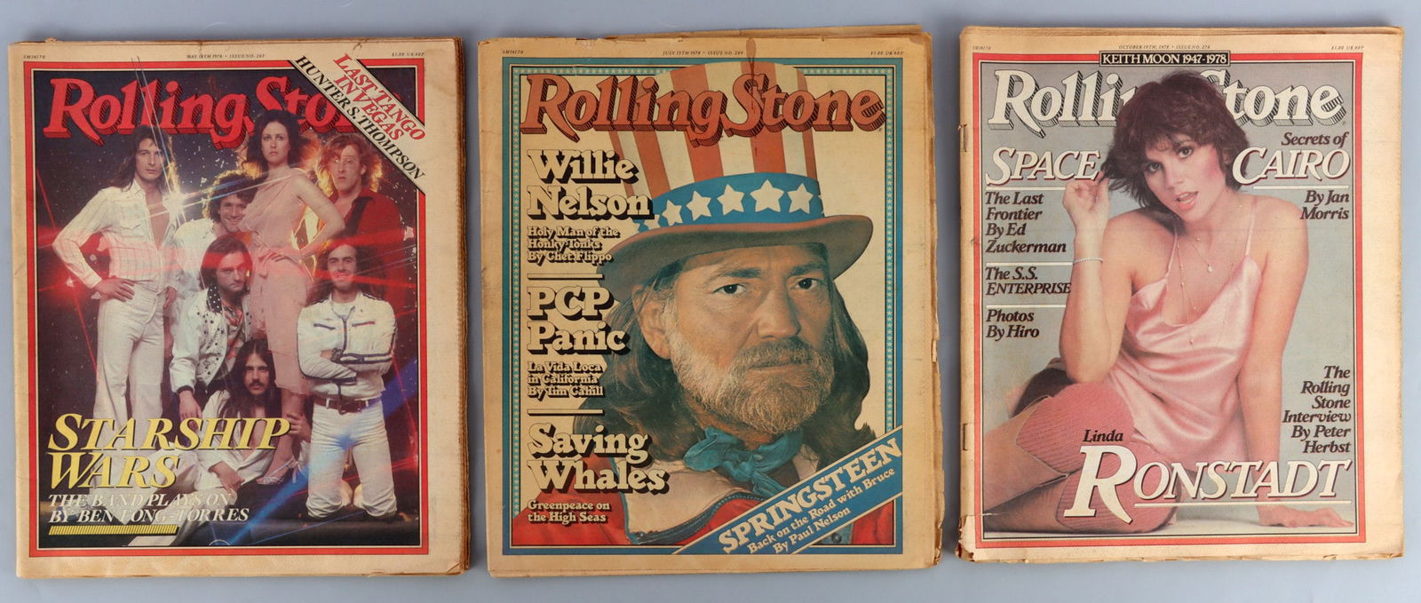 ROLLING STONE CLASSIC ROCK & MUSIC 1970S LOT OF 3: Three issues of Rolling Stone magazine from 1977 and 1978, each with a cover featuring a classic rock acts: Jefferson Starship, Linda Ronstadt, and Willie Nelson. Very good, original condition.