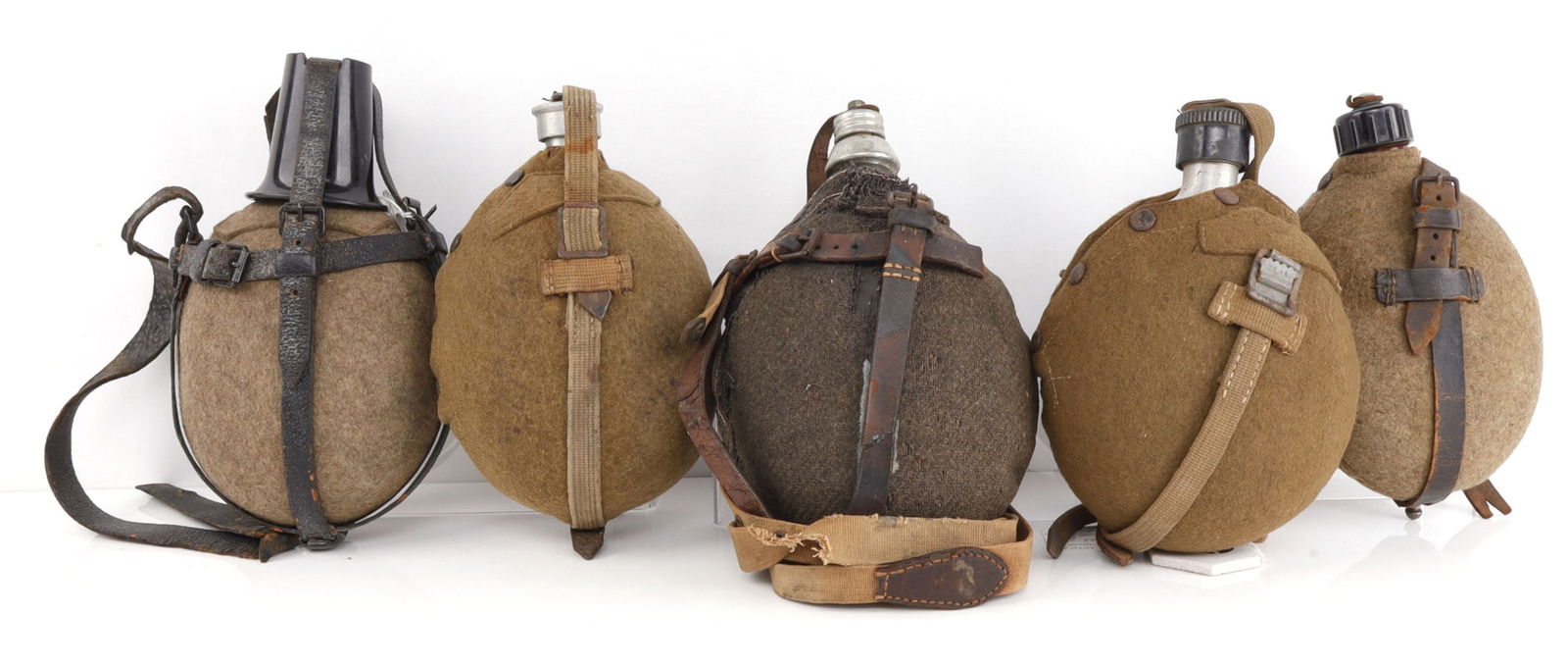 5 CANTEEN LOT WWII GERMAN GOOD VARIETY: All very good original condition.