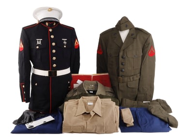 LOT OF 18 USMC UNIFORM AND DRESS GARMENTS
