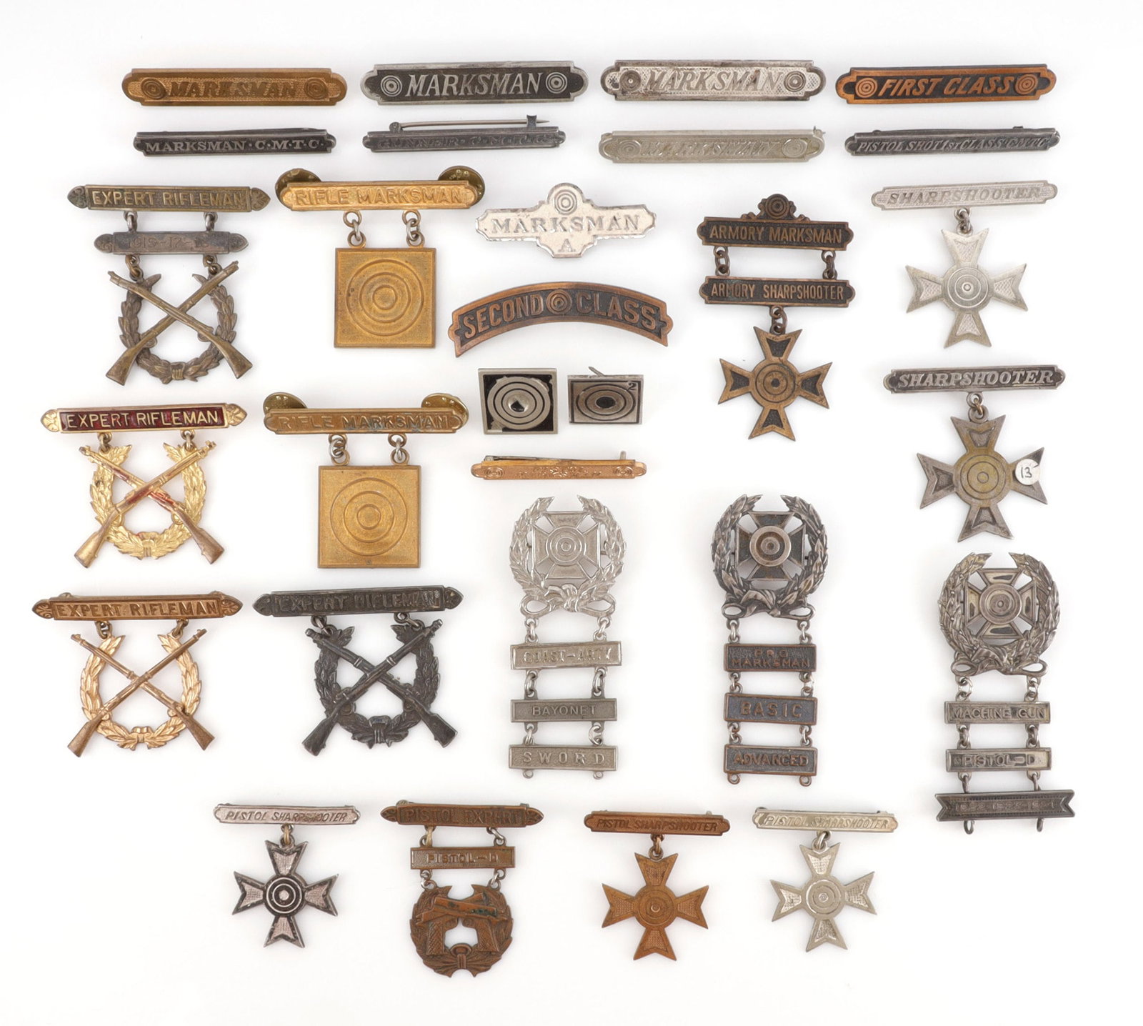 29 WWI WWII VIETNAM MARKSMAN SHARPSHOOTER BADGES: None are stamped sterling, al are complete with pins, great variety.