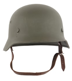 WWII GERMAN THIRD REICH M1935 STAHLHELM