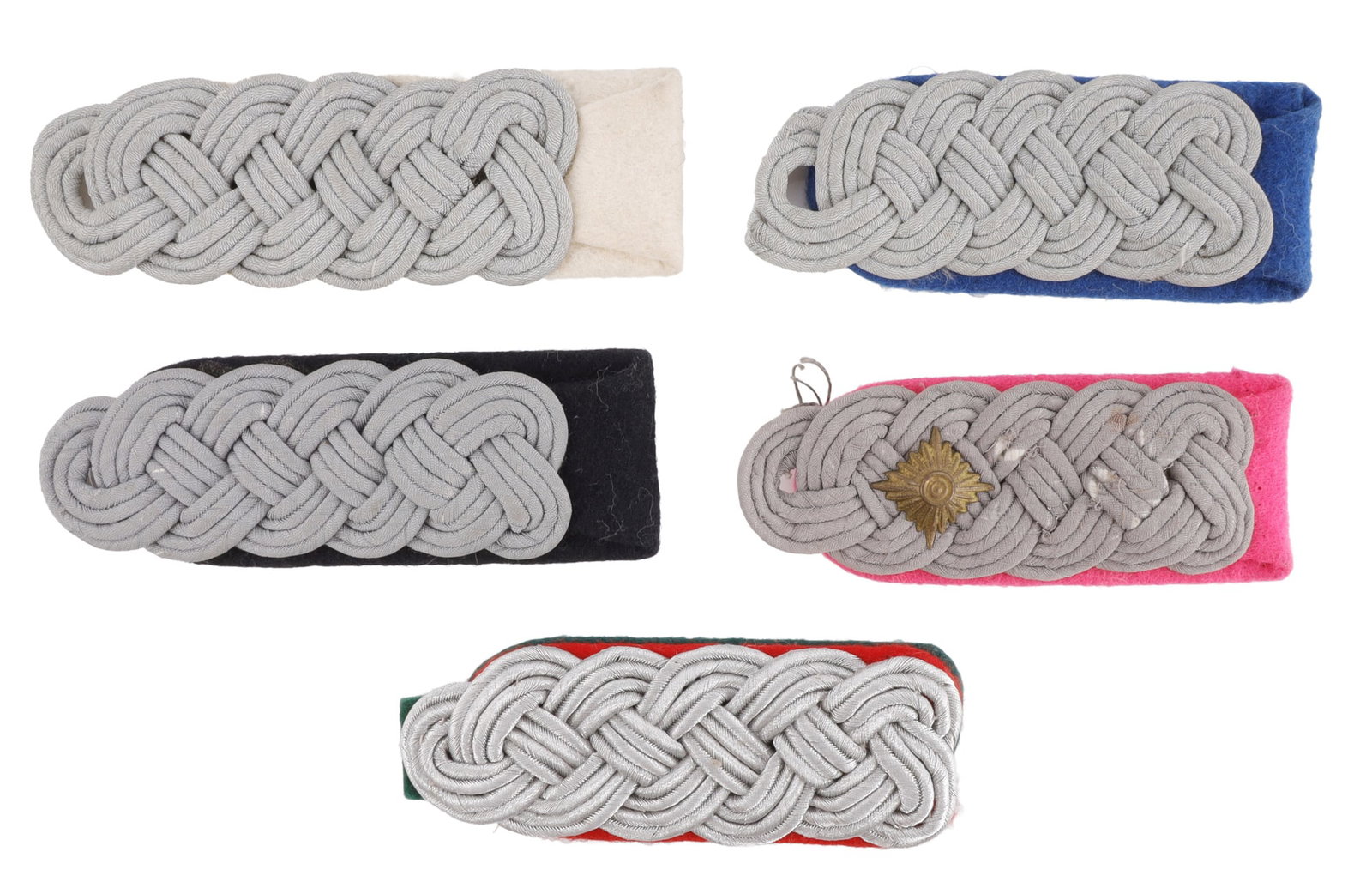 WWII GERMAN SHOULDER BOARD LOT OF 5: Variety of shoulder boards. Unauthenticated, sold as is.
