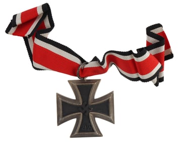 WWII GERMAN THIRD REICH IRON CROSS 2ND CLASS