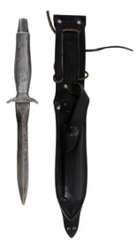 VIETNAM WAR GERBER MARK II SURVIVAL KNIFE & SHEATH