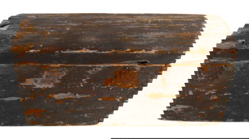 REVOLUTIONARY WAR DOME TOP PINE WOOD TRUNK VIETZEN