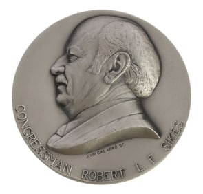 396 GRAM SILVER MEDAL FOR ROBERT L F SIKES