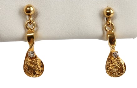 22K GOLD NATURAL ALASKA NUGGET EARRINGS 2.2 GRAMS