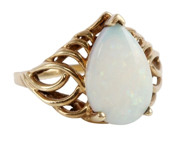 OPAL 10K YELLOW GOLD RING SIZE 6