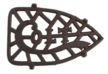 COLT FIREARMS MFG CO ADVERTISING CAST IRON TRIVET