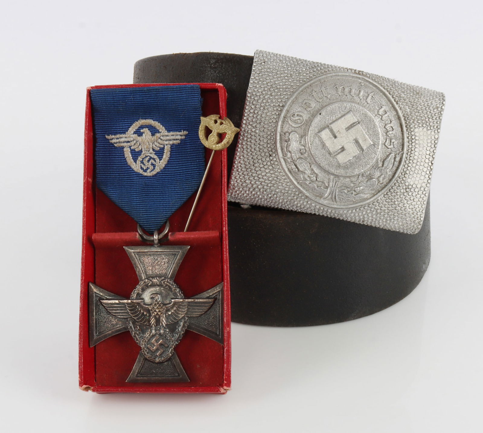 WWII GERMAN POLICE EM BELT & LONG SERVICE CROSS (1 of 8)