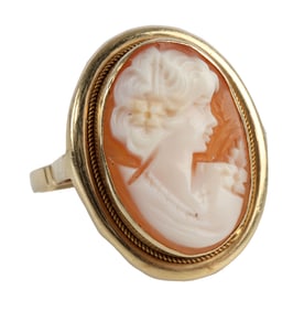 RIGHT FACING CAMEO RING IN 14K GOLD
