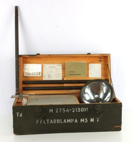 SWEDISH ARMY 1959 M3 PORTABLE FIELD WORK LIGHT