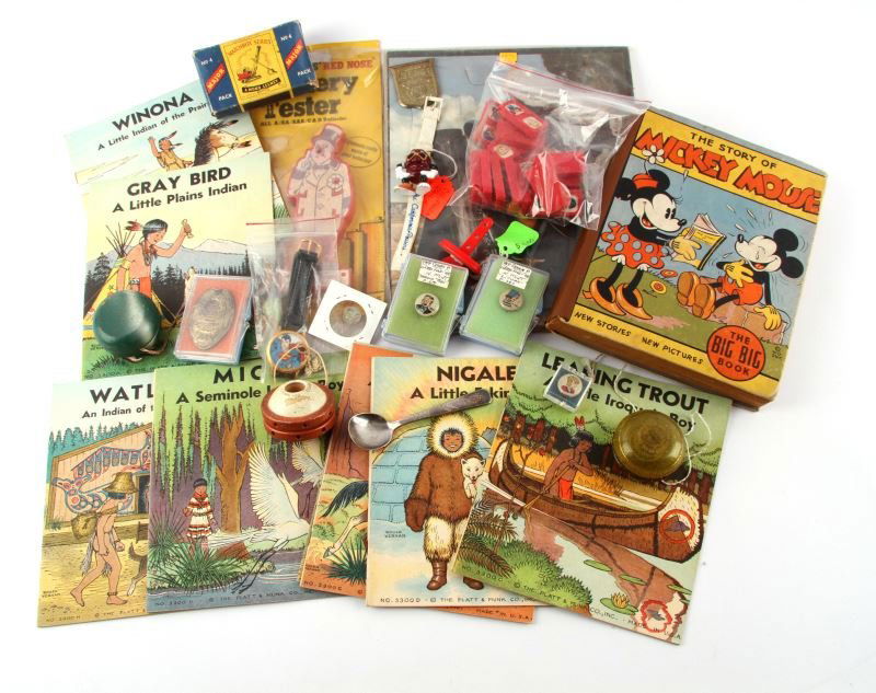 VINTAGE TOY LOT WATCH BOOK DRAGNET DISNEY WC FIELD: Lot consist of 8 books by R. Vernan, including, Winona, Gray Birds, Leaping Trout and other. Tin-toyDragnet Sergeant 714 Badge, Vintage Smokey The Bear Junior Forest Ranger Badge, 1974 American Novelt