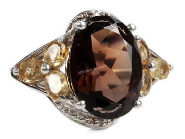 GEMSTONE AND SILVER FASHION STATEMENT RING