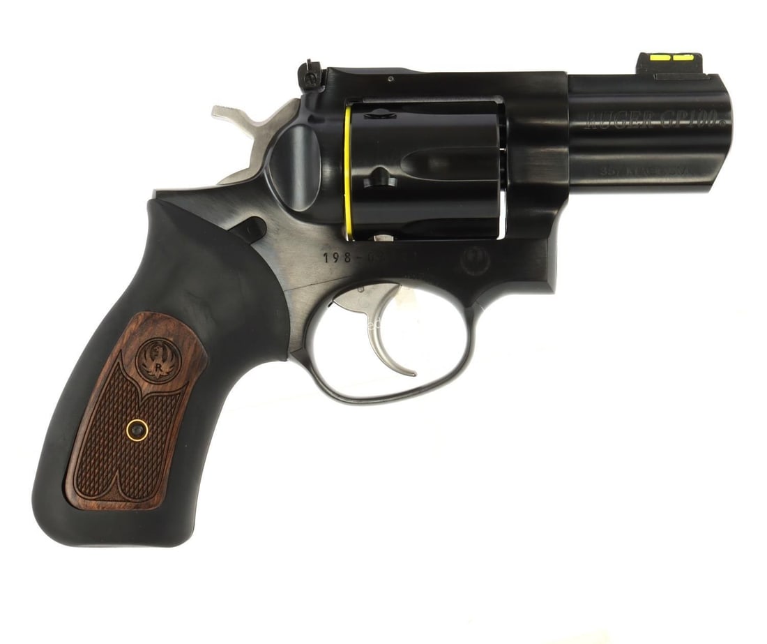 TAURUS M44 TRACKER .44 MAGNUM REVOLVER NIB: New in box Taurus M44 Tracker double-action revolver. Barrel length 4 inches. Capacity 5 rounds. Adjustable rear sight. FFL required for transfer. No international shipping. Know your state's firearm
