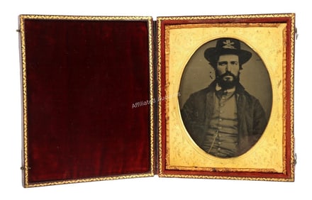 US CIVIL WAR LARGE PHOTOGRAPH OF A UNION SOLDIER