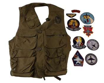 US AIRFORCE C-1 VEST AND NINE PATCHES