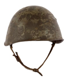 WWII ITALIAN M33 STEEL COMBAT HELMET