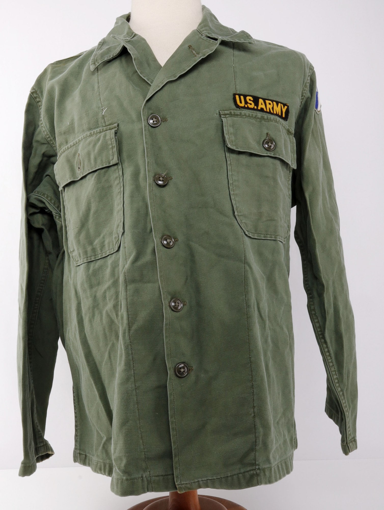 WWII US ARMY AIR FORCE FIELD TUNIC (1 of 9)
