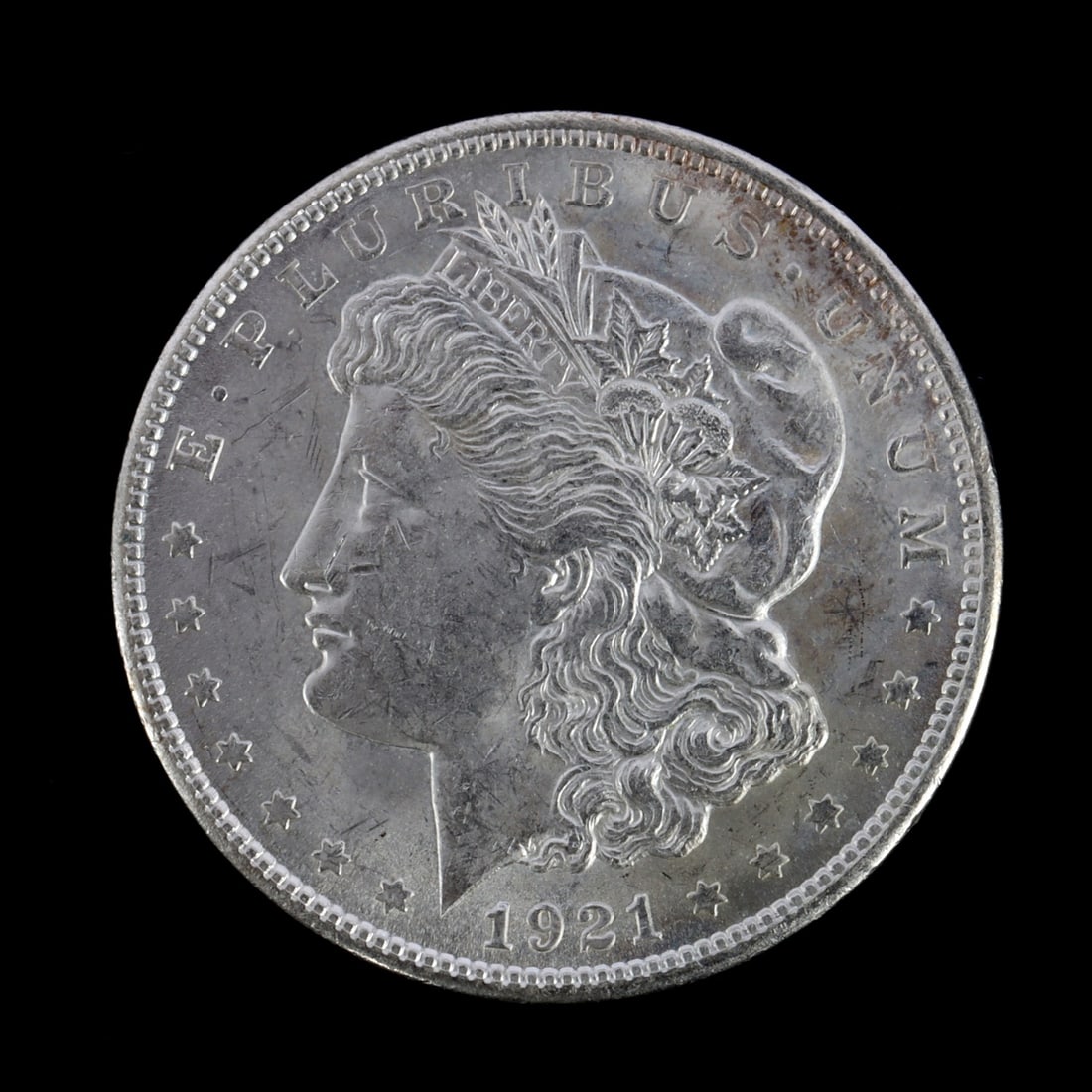 ONE 1921 MORGAN SILVER DOLLAR COIN (1 of 3)