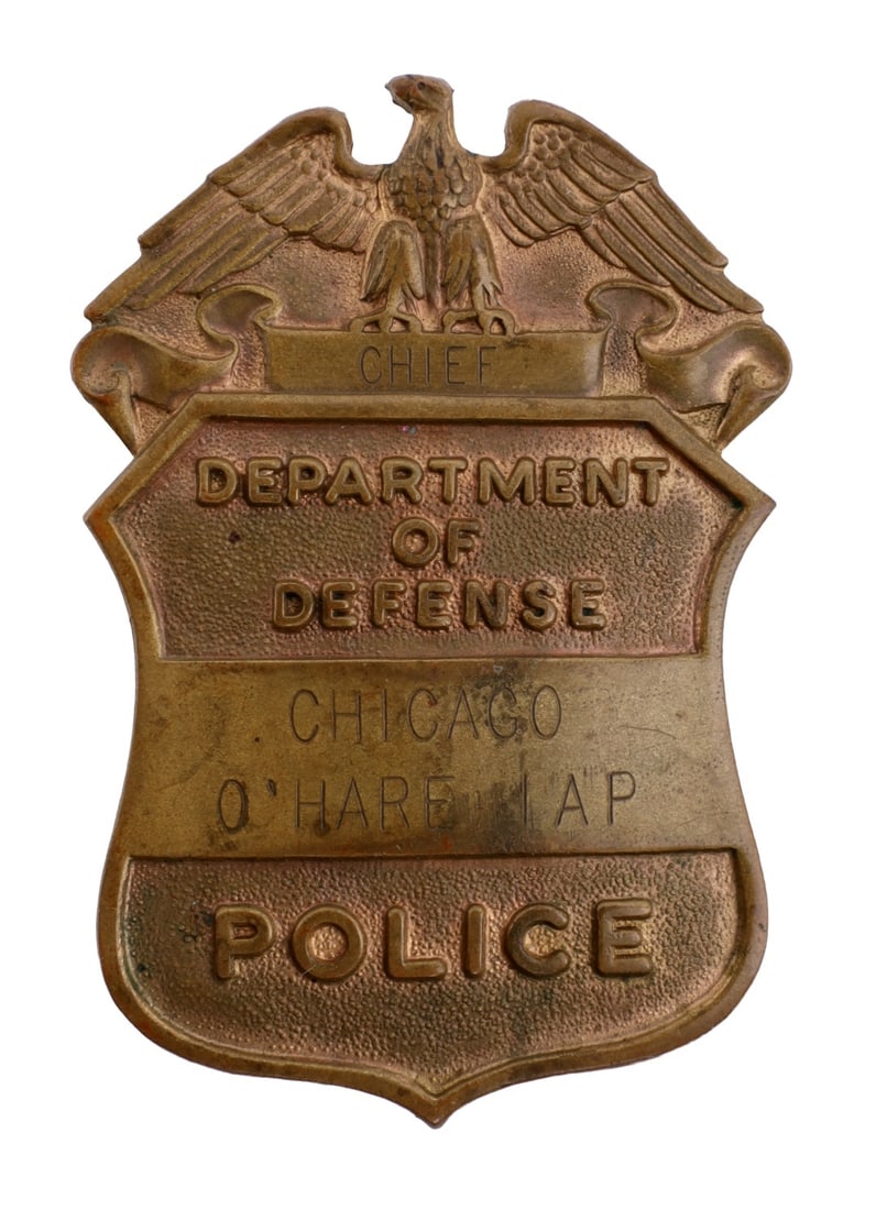 CHICAGO DEPARTMENT OF DEFENSE POLICE BADGE RETIRED (1 of 4)