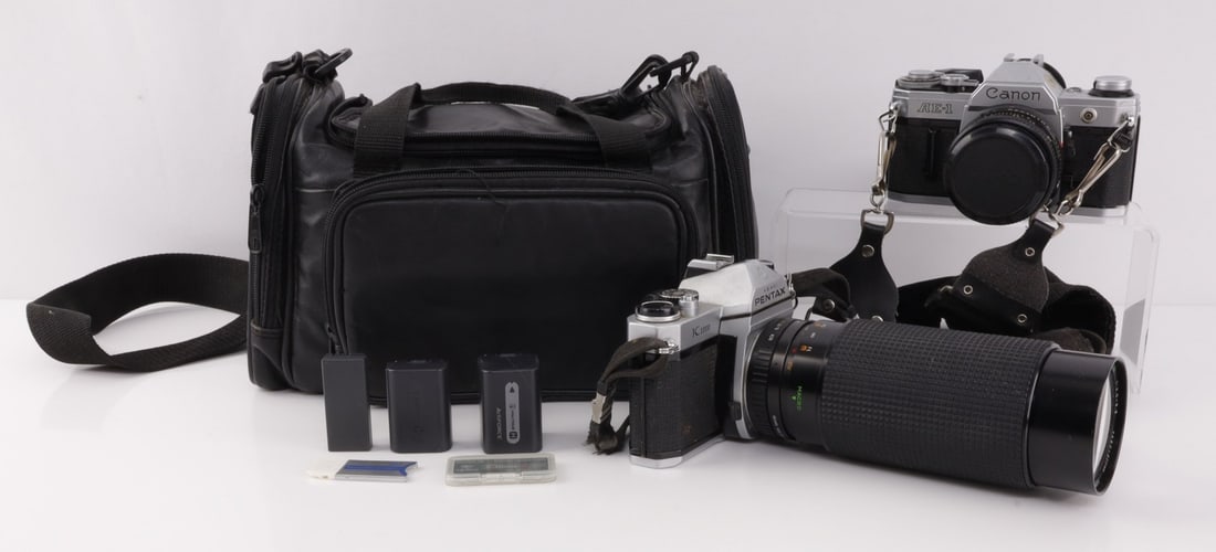CANON AE 1 & PENTAX K 1000 CAMERA LOT: Good working condition, with camera case.