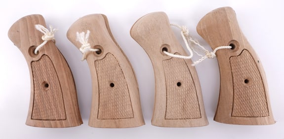 SMITH & WESSON K FRAME REVOLVER GRIP SET LOT OF 4