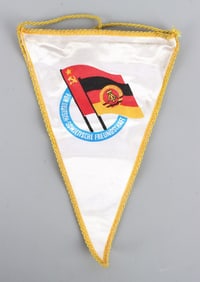 COLD WAR SOVIET EAST GERMAN FRIENDSHIP PENNANT