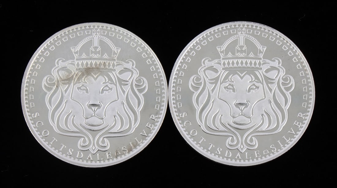 TWO 1 OZT .999 FINE SILVER ROUNDS IN OMNIA PARATUS (1 of 2)