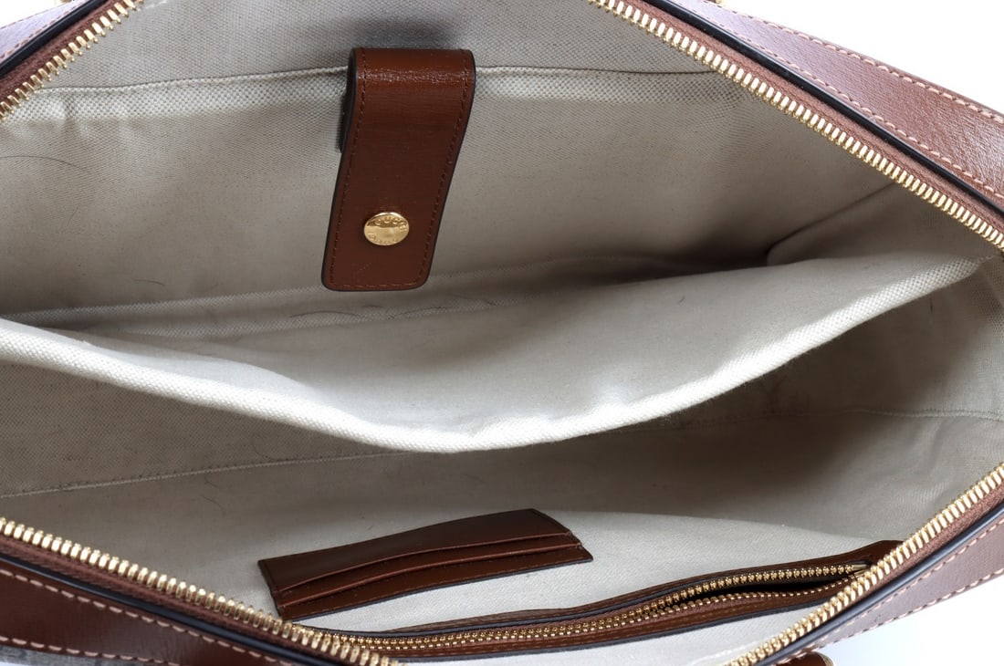 GUCCI INTERLOCKING G PATCH SLING BAG - 13