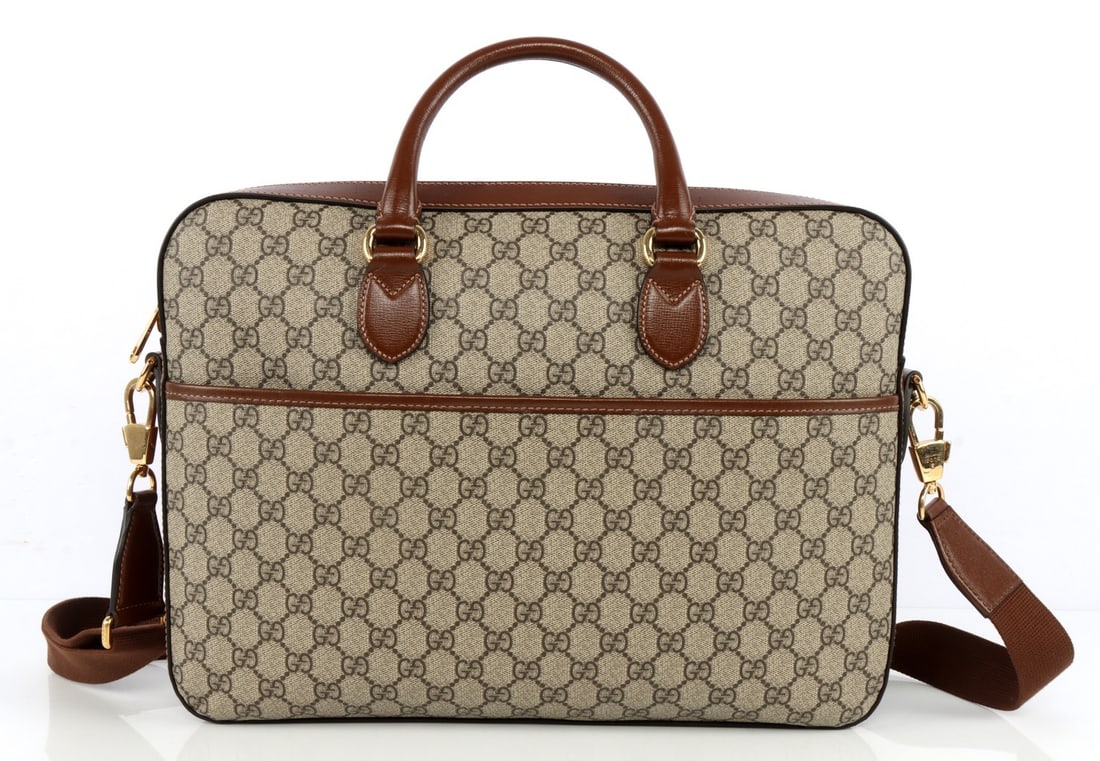 GUCCI INTERLOCKING G PATCH SLING BAG - 4