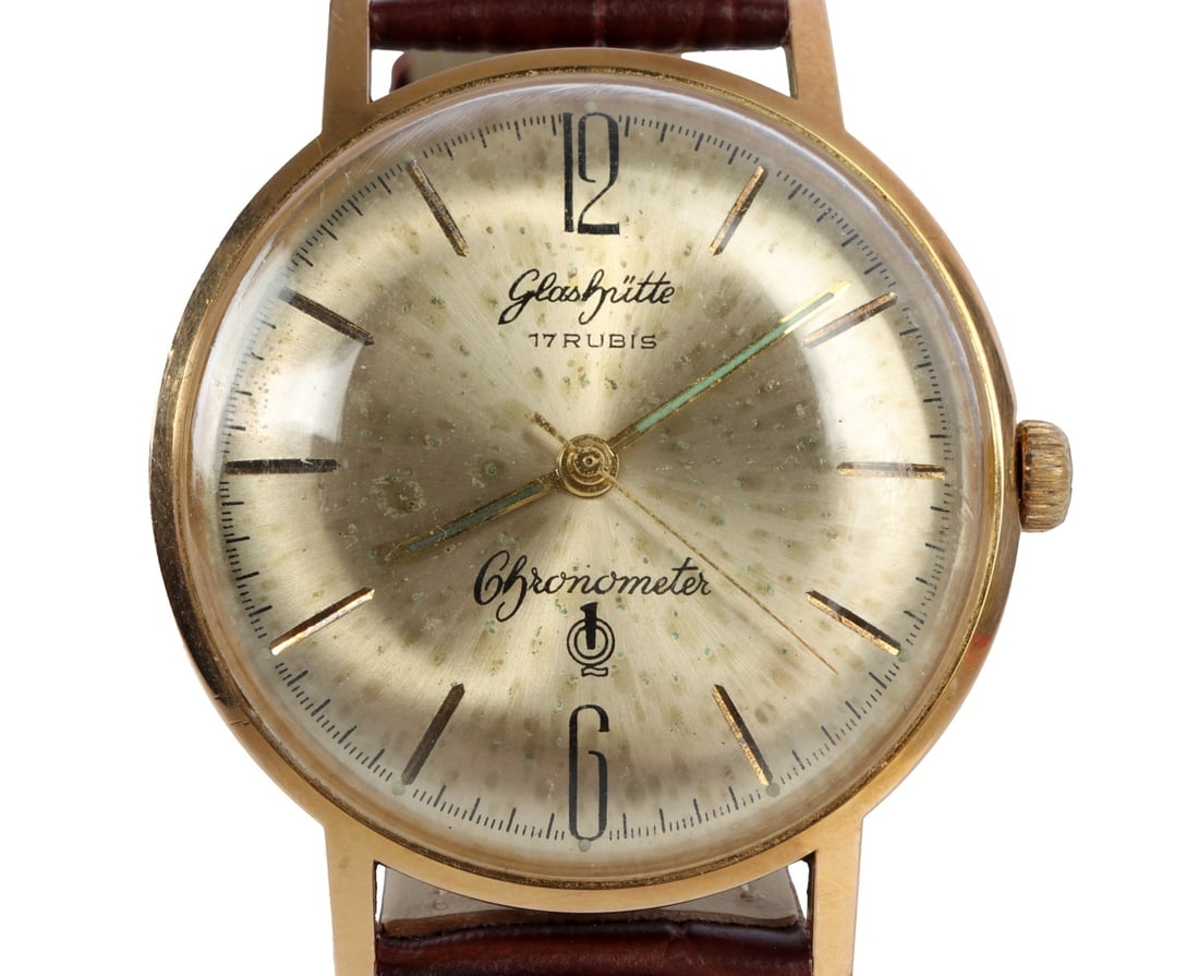 EAST GERMAN GAB GLASHUTTE WRIST WATCH CHRONOMETER: 17 Jewels, gold plated, measures 38.17mm with crown. Made in Germany. New leather straps size 18R.