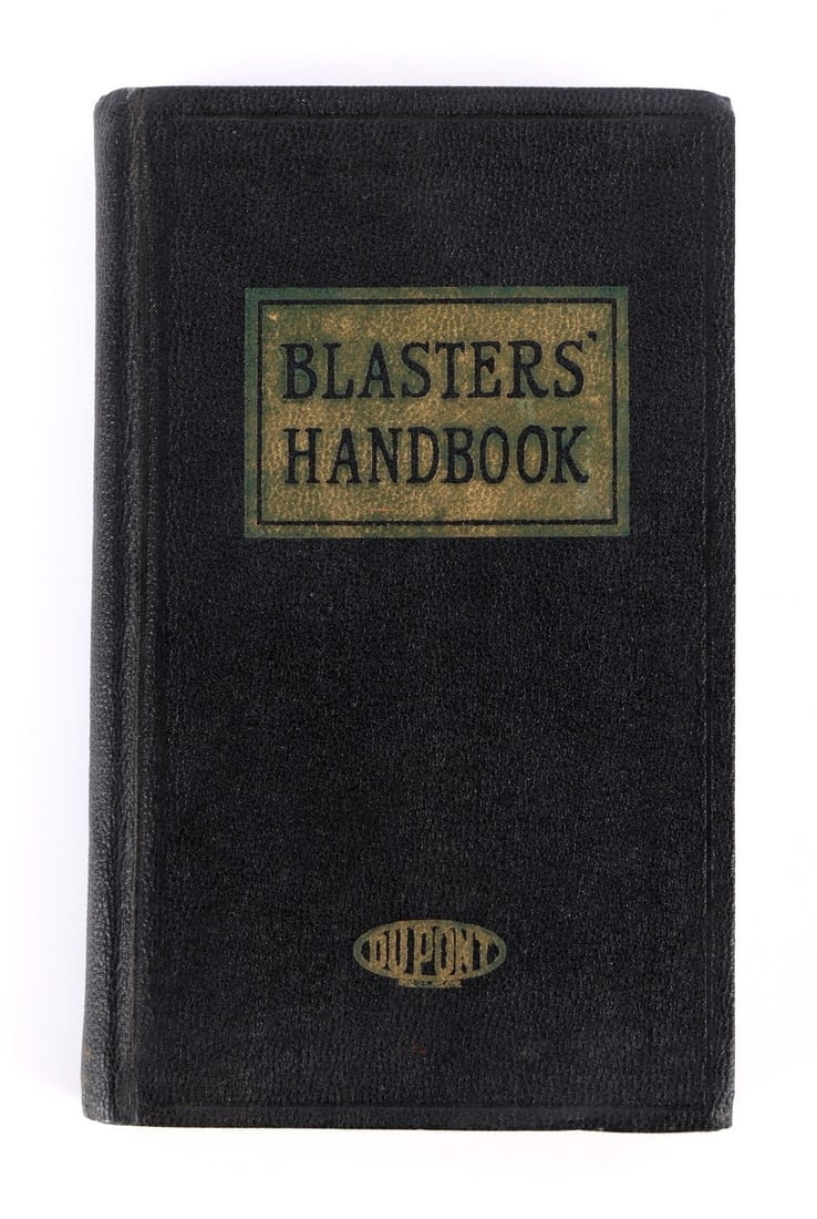 WWII BLASTERS' HANDBOOK DUPONT EXPLOSIVES 1942 (1 of 8)