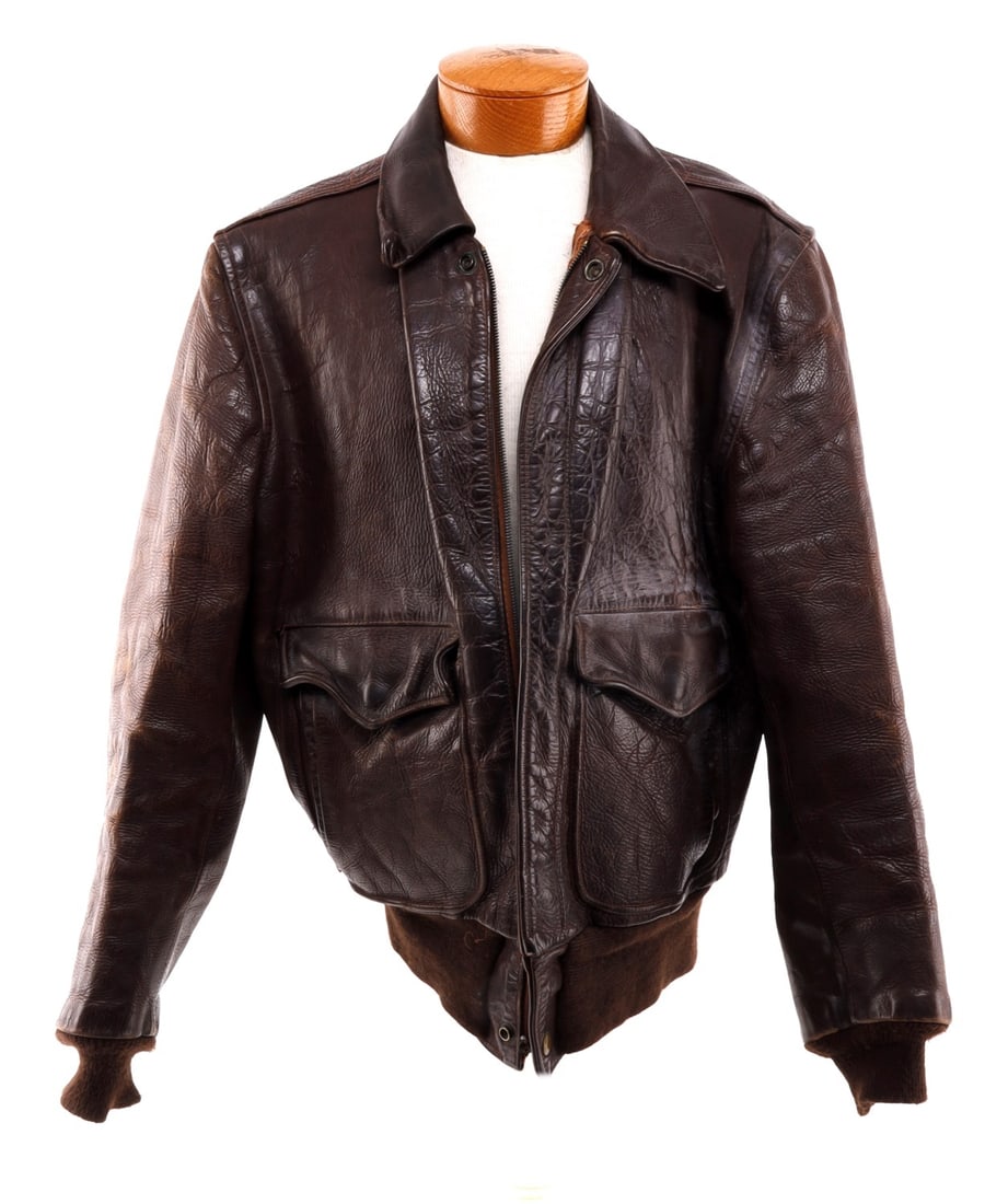 WWII US A-2 LEATHER FLIGHT JACKET SCOVILL SNAPS (1 of 9)