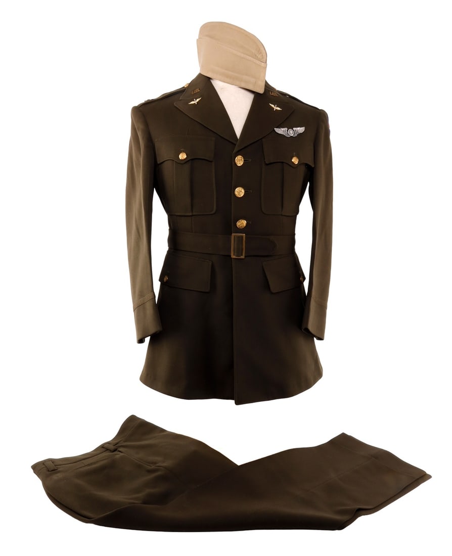 WWII USAAF NAMED CAPTAIN'S SERVICE UNIFORM (1 of 13)