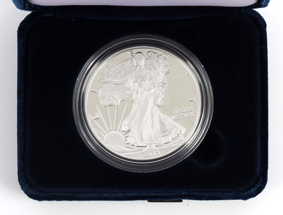1 OZT .999 FINE SILVER EAGLE 2015 BU (1 of 6)