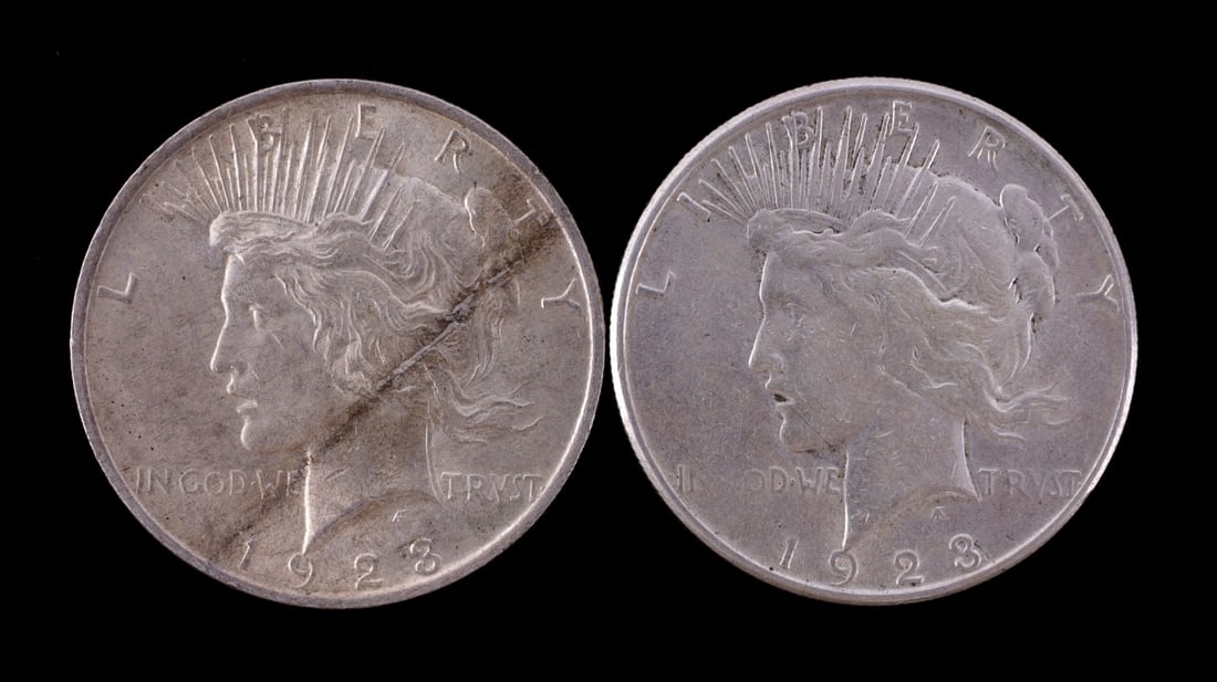 TWO US SILVER PEACE DOLLARS 1923 (1 of 2)