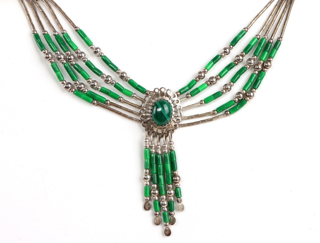 NATIVE AMERICAN MALACHITE LIQUID SILVER NECKLACE (1 of 9)