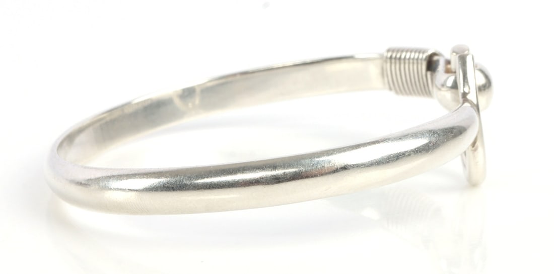 STERLING SILVER HOOK BRACELET SIGNED DK - 5