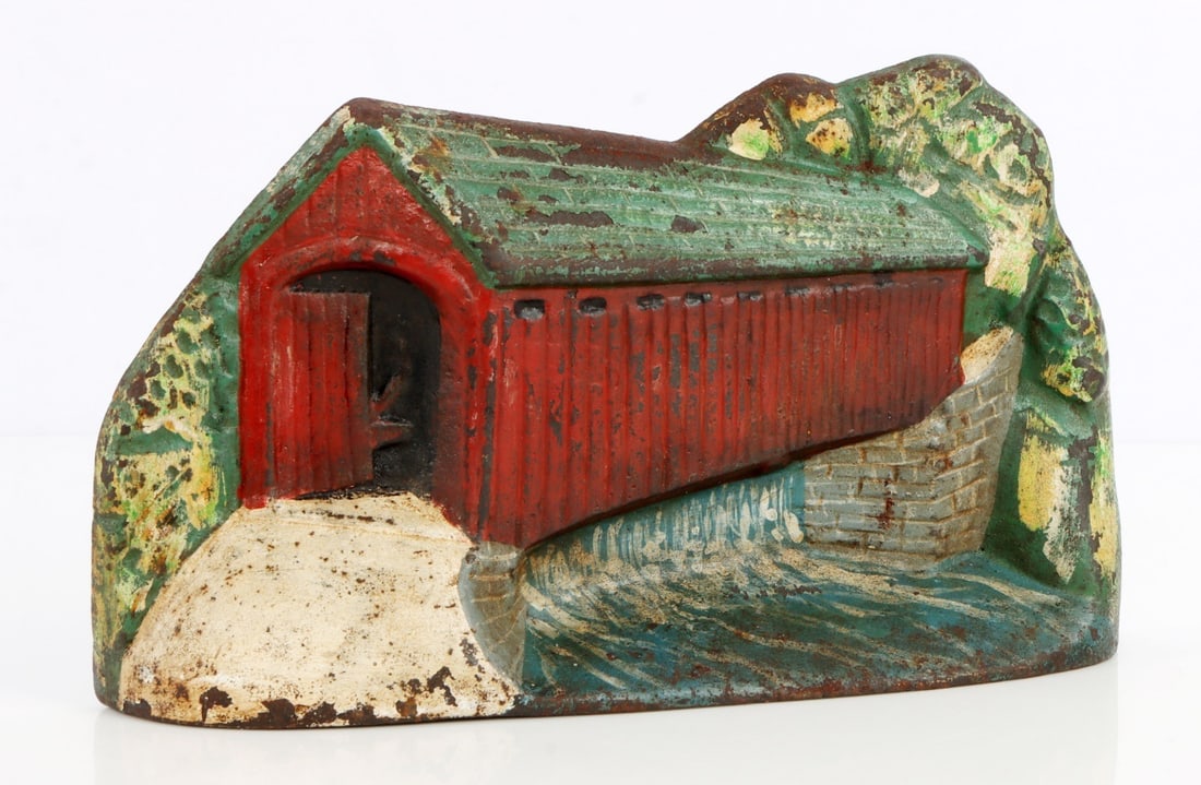 CAST IRON DEPICTION OF THE ARLINGTON GREEN BRIDGE: A cast iron depiction of the Arlington Green Bridge in Arlington, Vermont, a classic covered bridge. 8 X 5 inches. Very good, original condition.