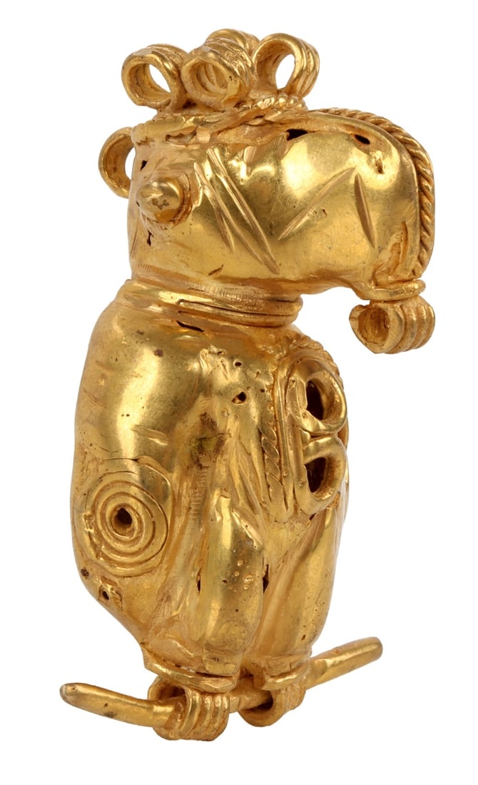GOLD SOUTH AMERICAN TUMBAGA PARROT FIGURINE (1 of 9)
